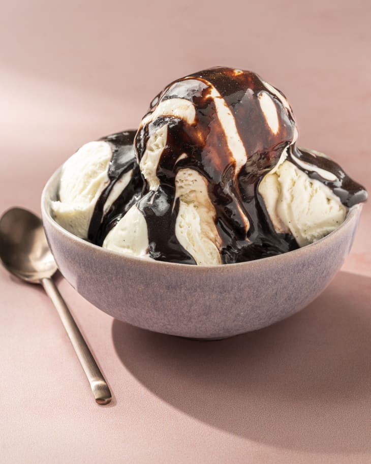 Homemade chocolate sauce for ice cream best sale